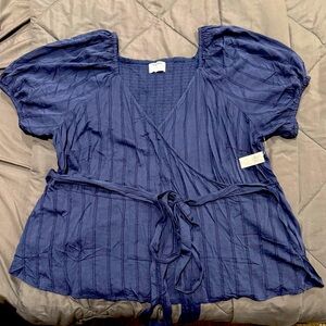 Old Navy wrap blouse with belt. Sz 4X NWT